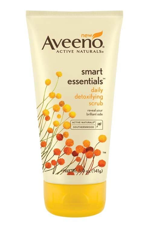 Smart Essentials Daily Detoxifying Scrub