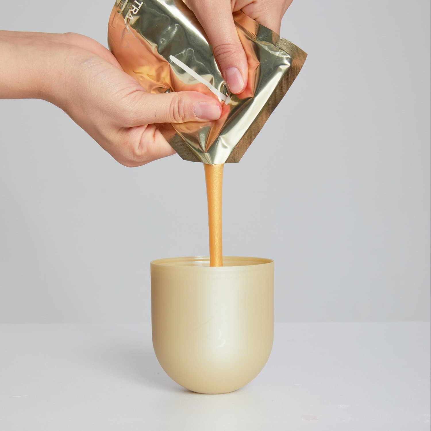 Ultra H2O Modelling Mask (Gold Solution 1)