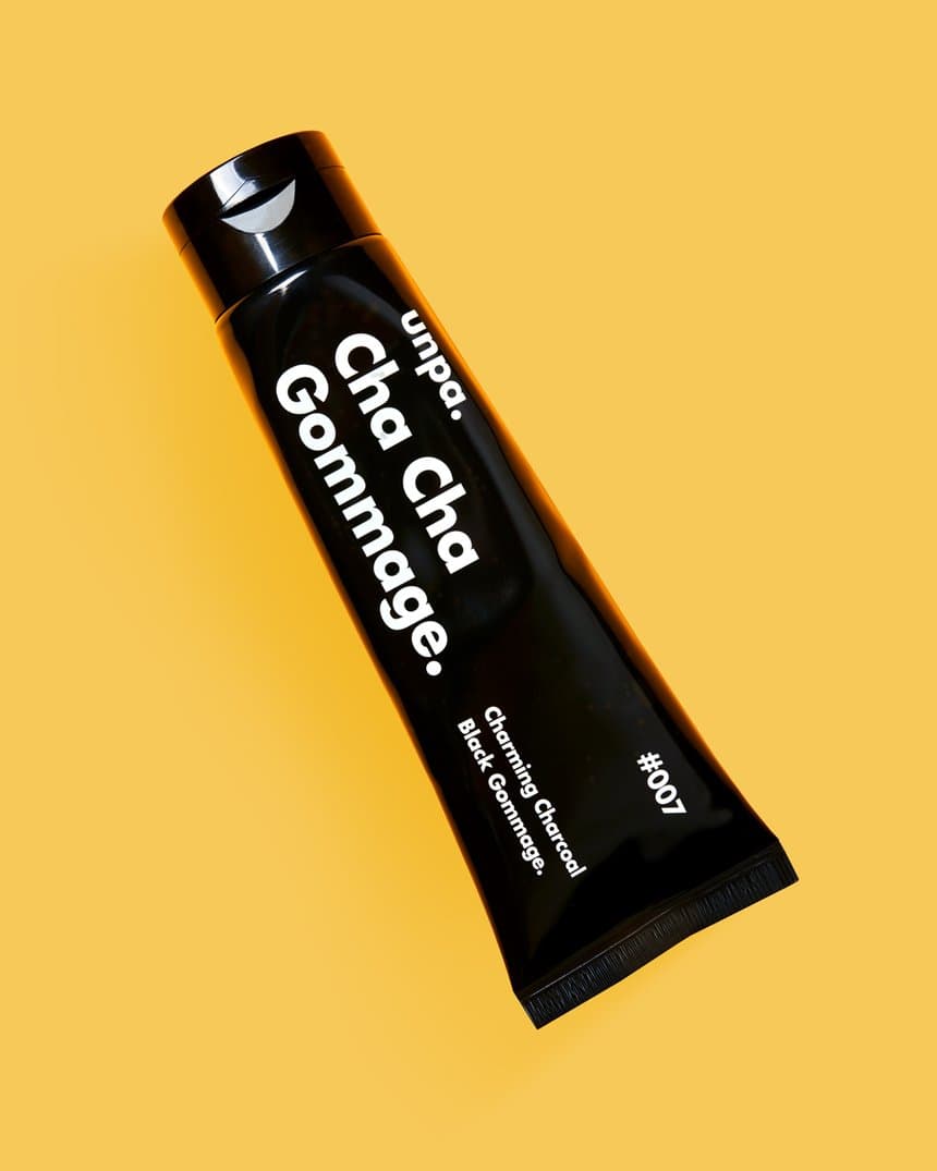 Unpa Charming Charcoal Black Gommage