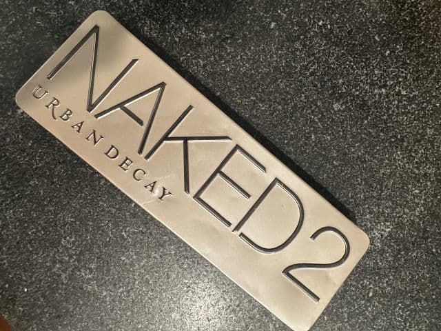 Urban Decay Naked2 Eyeshadow Palette review photo by corfor15