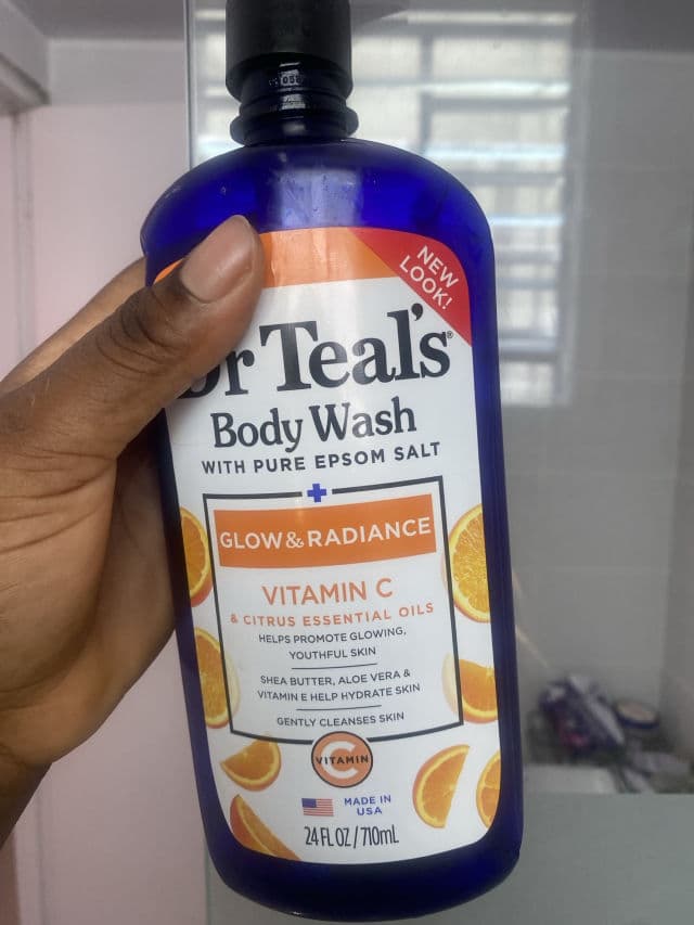 Dr Teal's Glow & Radiance Body Wash review photo by Allurebeauty
