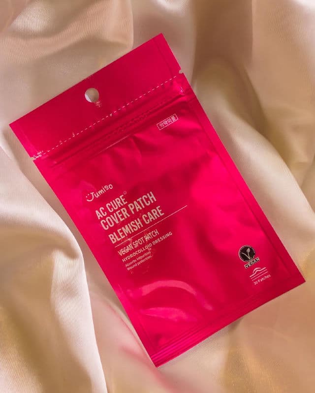 Jumiso AC Cure Vegan Cover Patch Blemish Care review photo by Mooi