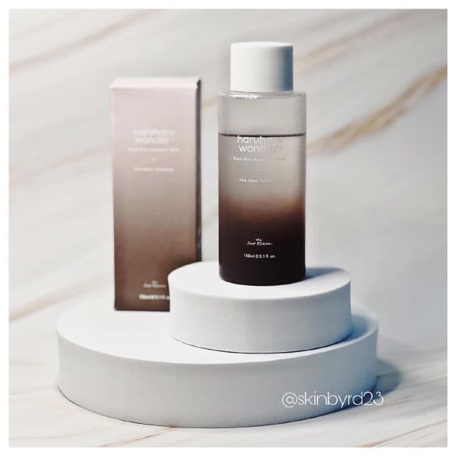 HaruHaru WONDER Black Rice Hyaluronic Toner review photo by Skinbyrd