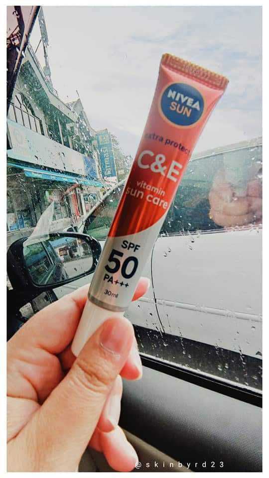Nivea Sun Extra Protect C&E Vitamin Suncare SPF50 PA+++ review photo by Skinbyrd