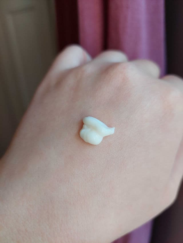 Avene A-Oxitive Antioxidant Water-Cream review photo by hydrationplease