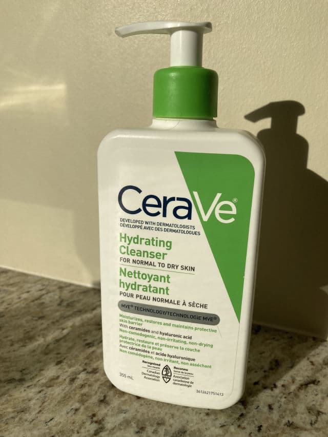 Hydrating Facial Cleanser product review