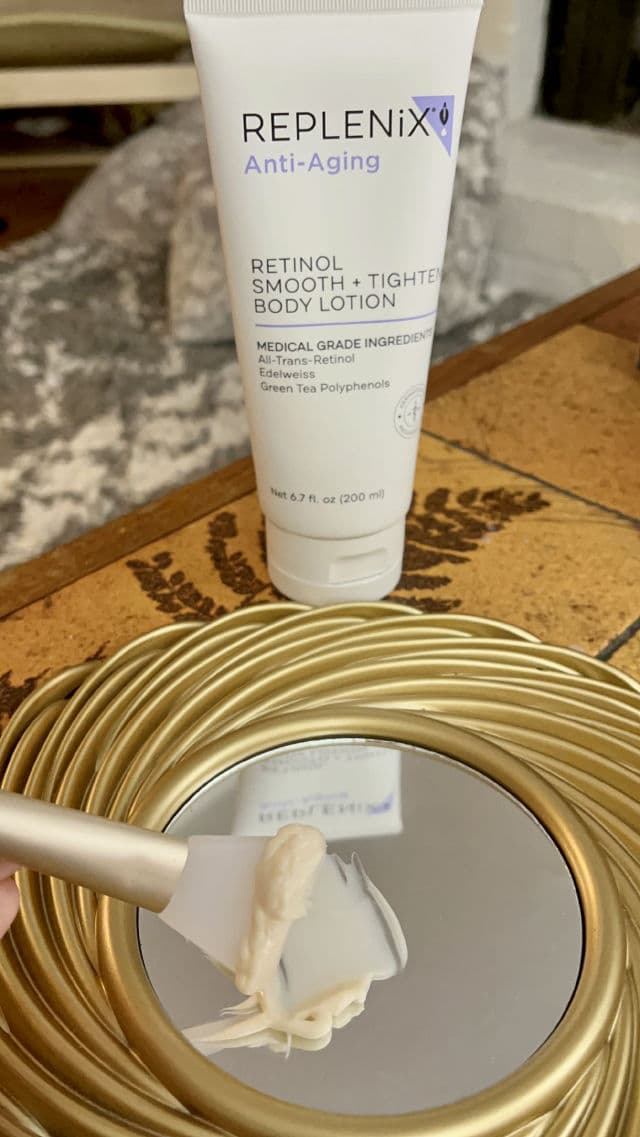 Replenix All-trans-Retinol Smoothing Body Lotion review photo by EyeNez