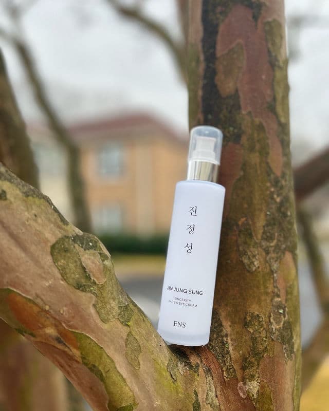 ENS Jin Jung Sung Sincerity Face & Eye Cream review photo by EyeNez