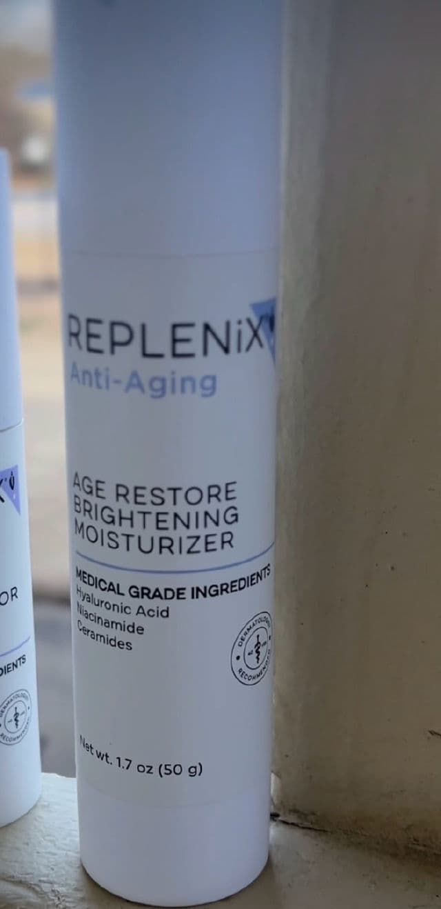 Replenix Anti-Aging Age Restore Brightening Moisturizer review photo by EyeNez