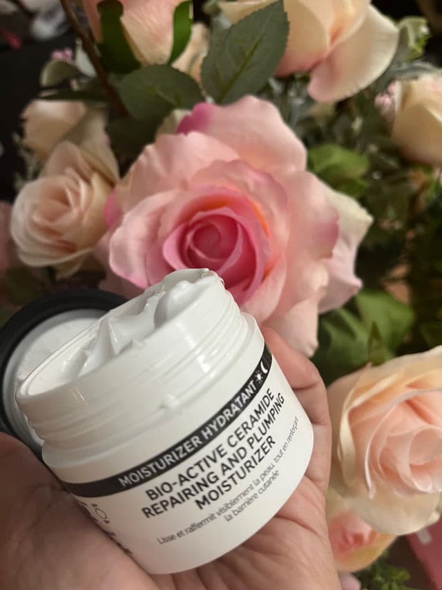The Inkey List Bio-Active Ceramide Repairing and Plumping Moisturizer review photo by EyeNez
