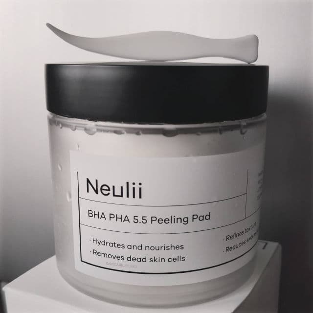 Neulii BHA PHA 5.5 Peeling Pad review photo by skincarebymoi