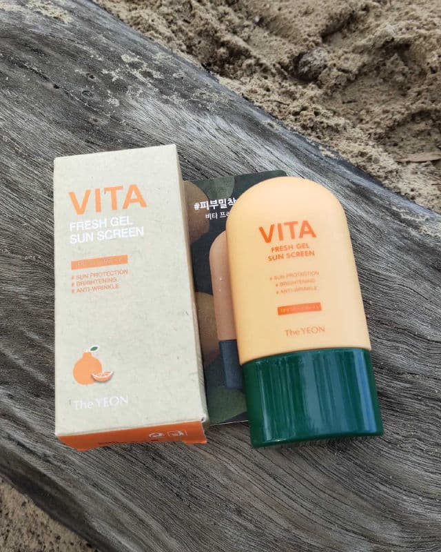 The Yeon Vita Fresh Gel Sun Screen SPF50+/PA+++ review photo by mazeltam