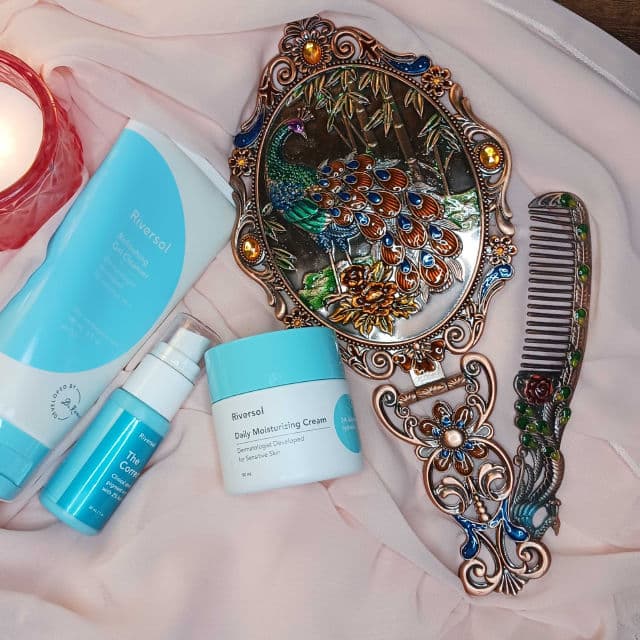 Riversol Refreshing Gel Cleanser review photo by Xaleah