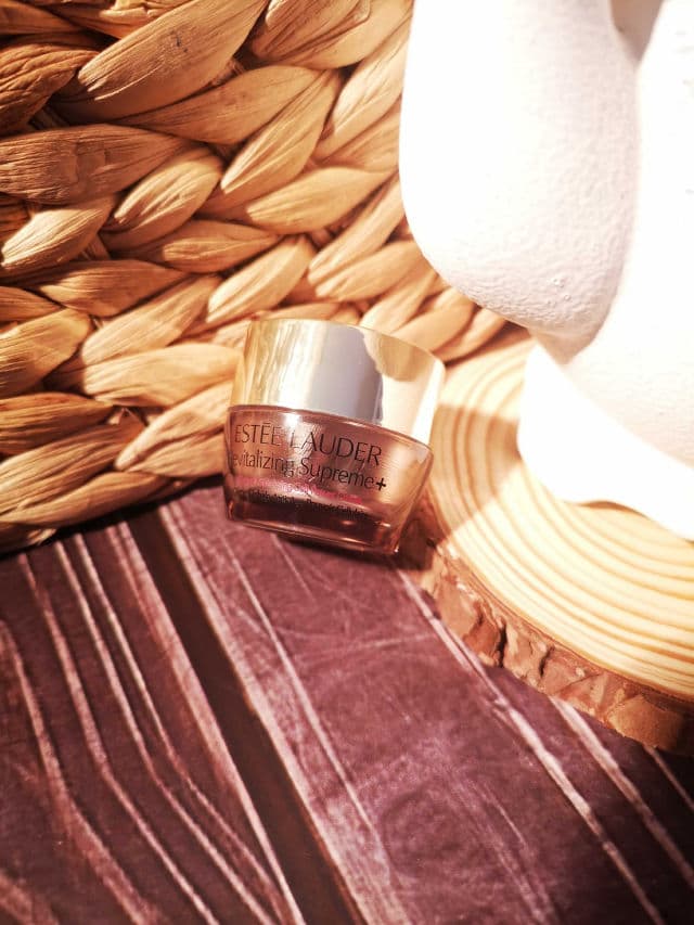 Estee Lauder Revitalizing Supreme+ Global Anti Aging Cell Power Eye Balm review photo by algogratuito