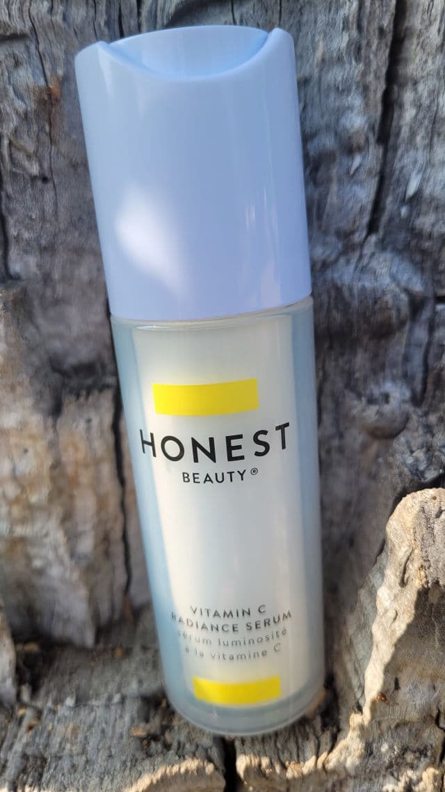 Honest Beauty Vitamin C Radiance Serum review photo by saracristina