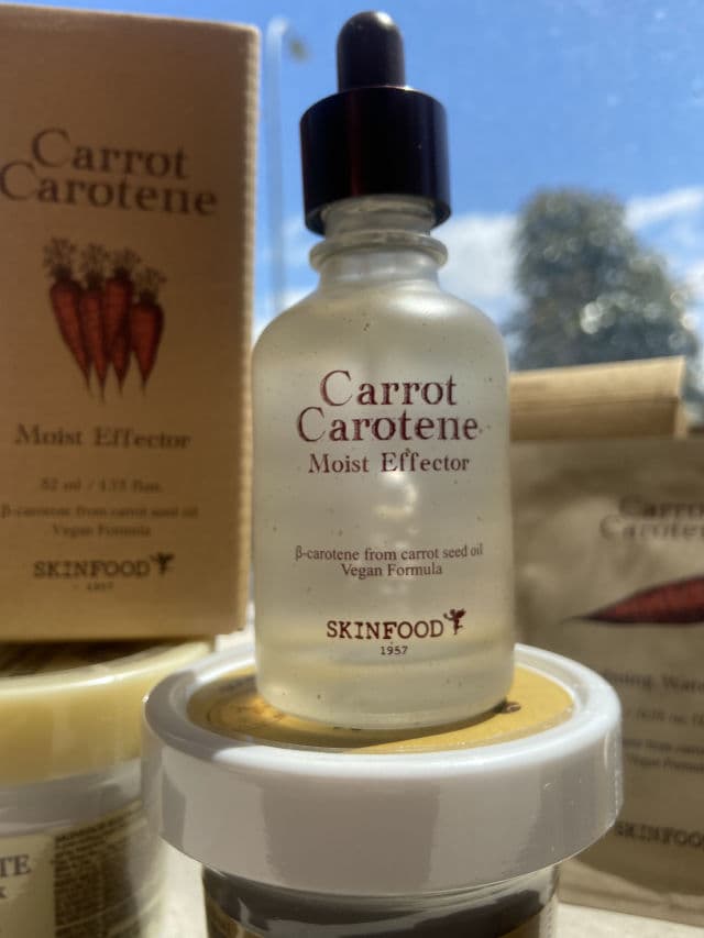 SKINFOOD Royal Honey Propolis Enrich Emulsion review photo by katydee