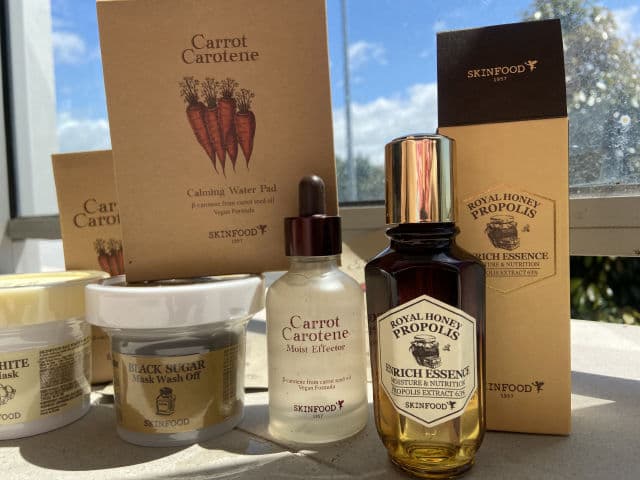 SKINFOOD Royal Honey Propolis Enrich Emulsion review photo by katydee