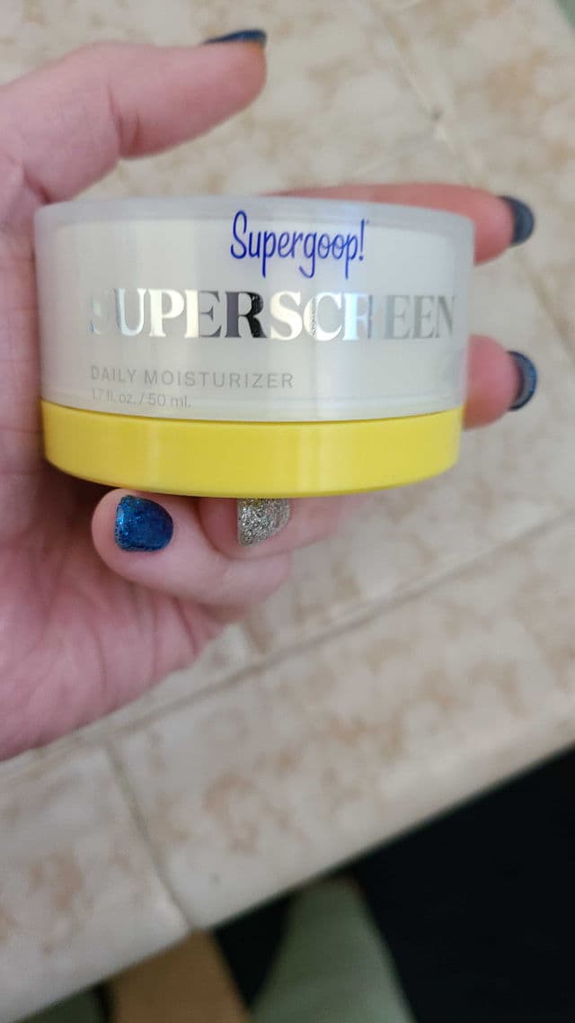 Supergoop! Superscreen Daily Moisturizer SPF 40 review photo by NatRose