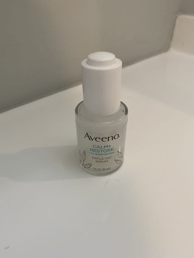 Aveeno Calm + Restore Triple Oat Face Serum review photo by MorganO