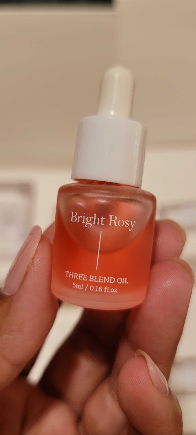 isfrom Trap Water Essence - Rosy review photo by haen