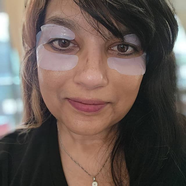 Peace Out Retinol Eye Lift Patches review photo by somialoves