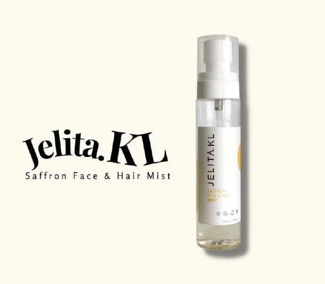 Jelita.KL Saffron Face & Hair Mist review photo by helloskincarejunkie