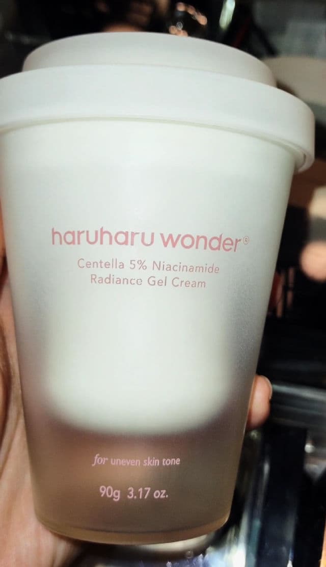 HaruHaru WONDER Centella 5% Niacinamide Radiance Gel Cream review photo by SashaGrace
