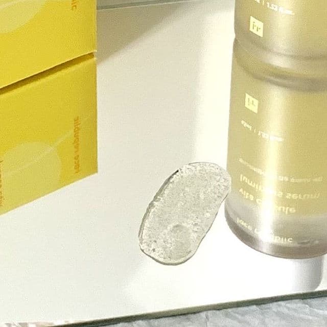 Face Republic Vita Capsule Luminous Serum review photo by enne