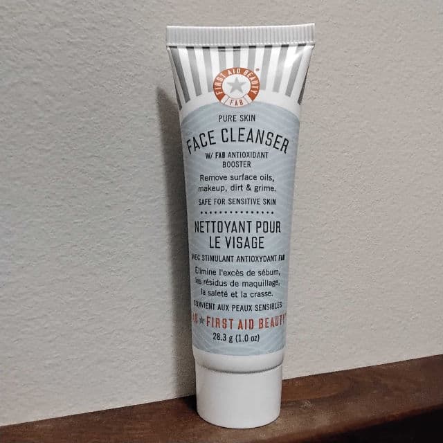 First Aid Beauty Facial Cleanser review photo by TheEpidermian