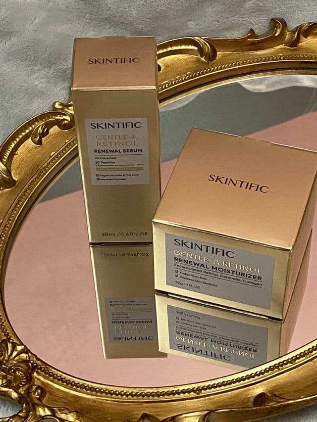 Skintific Gentle A Retinol Renewal Moisturizer review photo by HeyImWynne