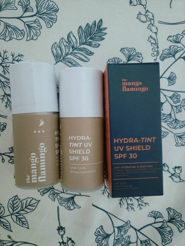 The Mango Flamingo Hydra-Tint UV Shield SPF30 review photo by Jamalia