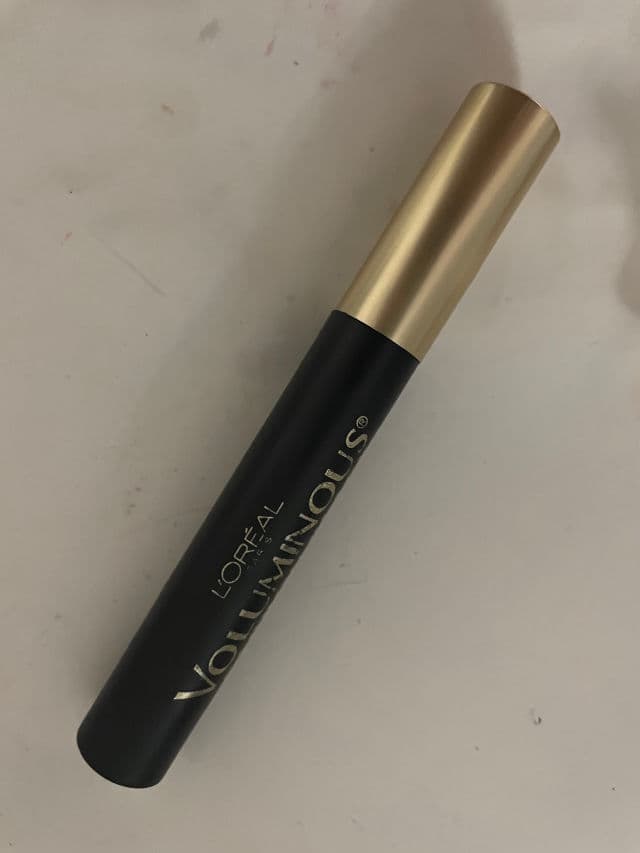 Voluminous Carbon Black Waterproof Mascara product review