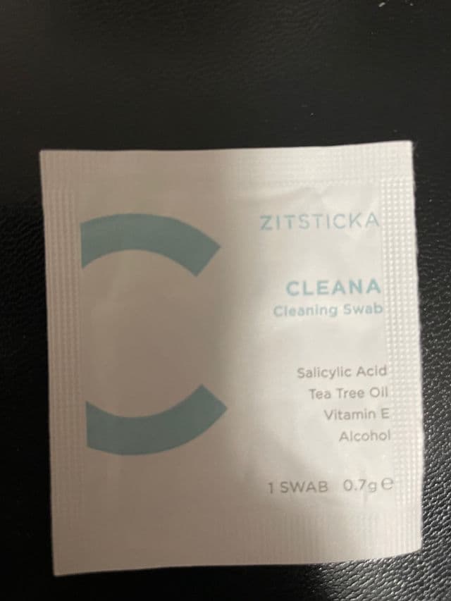 ZitSticka KILLA™ KIT - Soaked CLEANA Swabs review photo by Pickyplans
