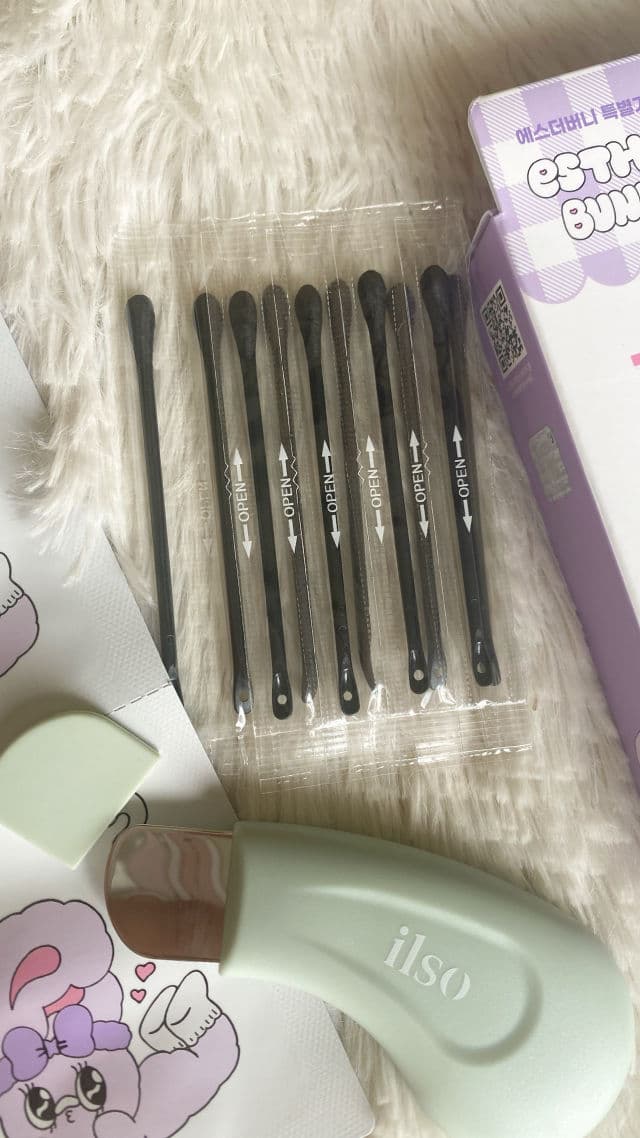 ILSO Natural Mild Clear Nose Pack review photo by cikbskincarestories
