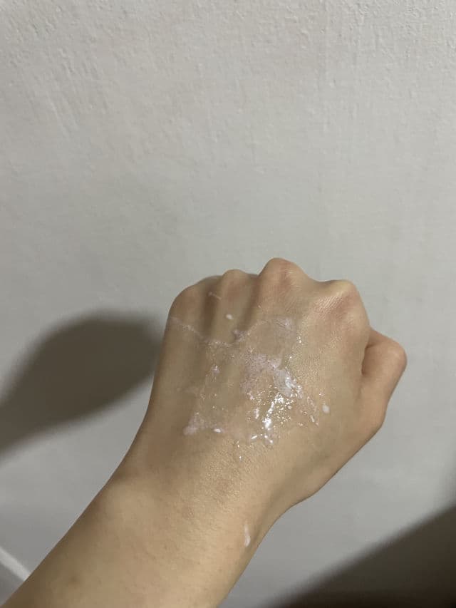 Sigi Skin Morning Glow Physical Sunscreen review photo by mythicccskin