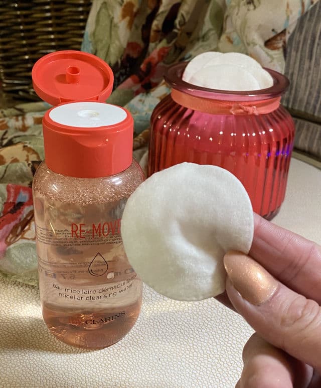 My Clarins Re-Move Micellar Cleansing Water review photo by JojoK