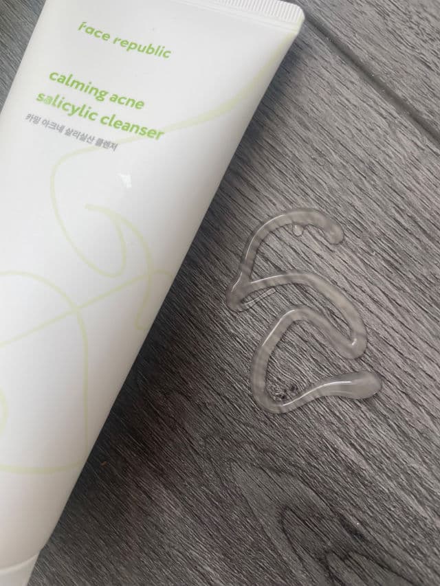 Face Republic Calming Acne Salicylic Cleanser review photo by Skincareandfood