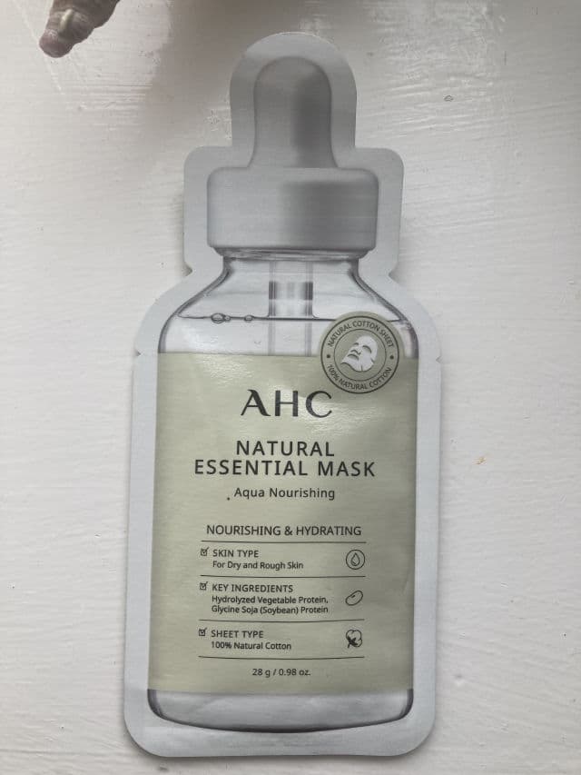 AHC Natural Essential Mask Aqua Nourishing review photo by Skincareandfood