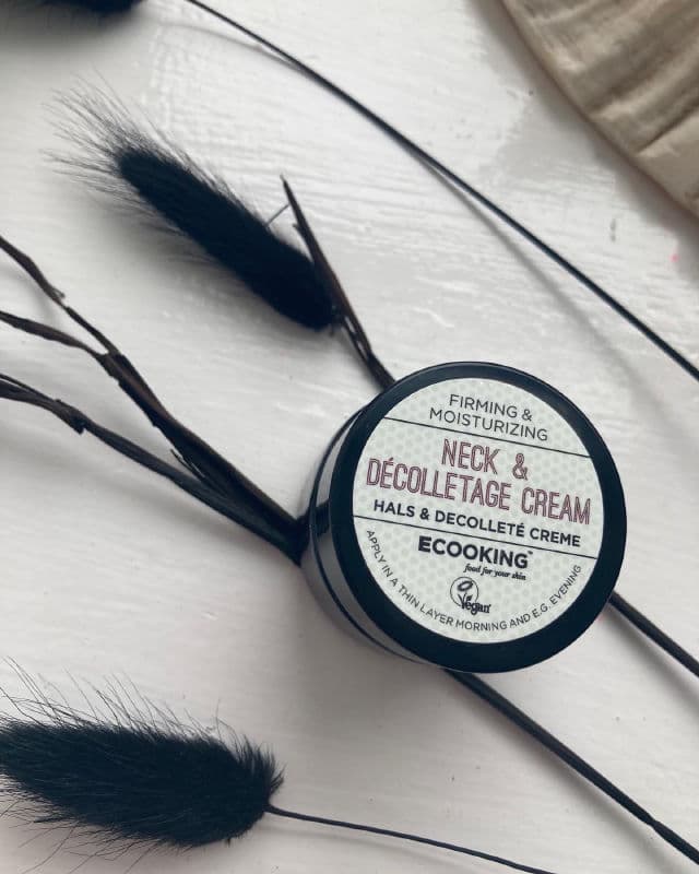 Ecooking Neck & Décolletage Cream review photo by Skincareandfood