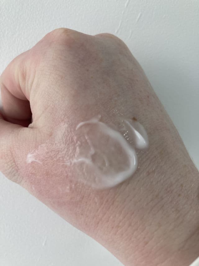 florence by mills Dreamy Dew Moisturizer review photo by Skincareandfood