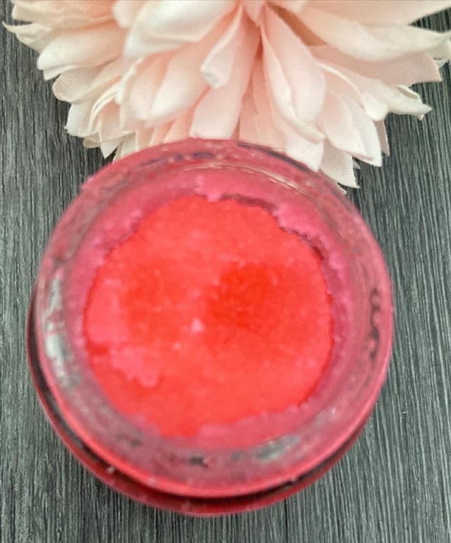 LUSH Bubblegum review photo by Skincareandfood