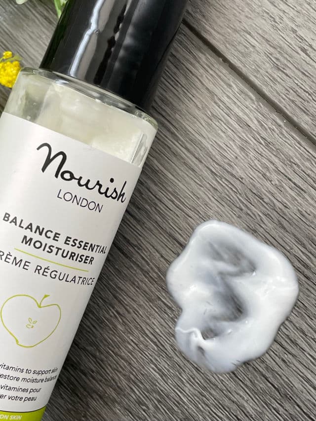 Nourish London Balance Essential Moisturiser review photo by Skincareandfood