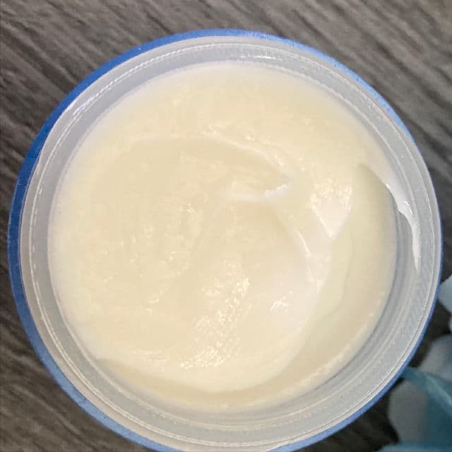 Lumene Arctic Hydra Care Moisture and Relief Rich Day Cream review photo by Skincareandfood