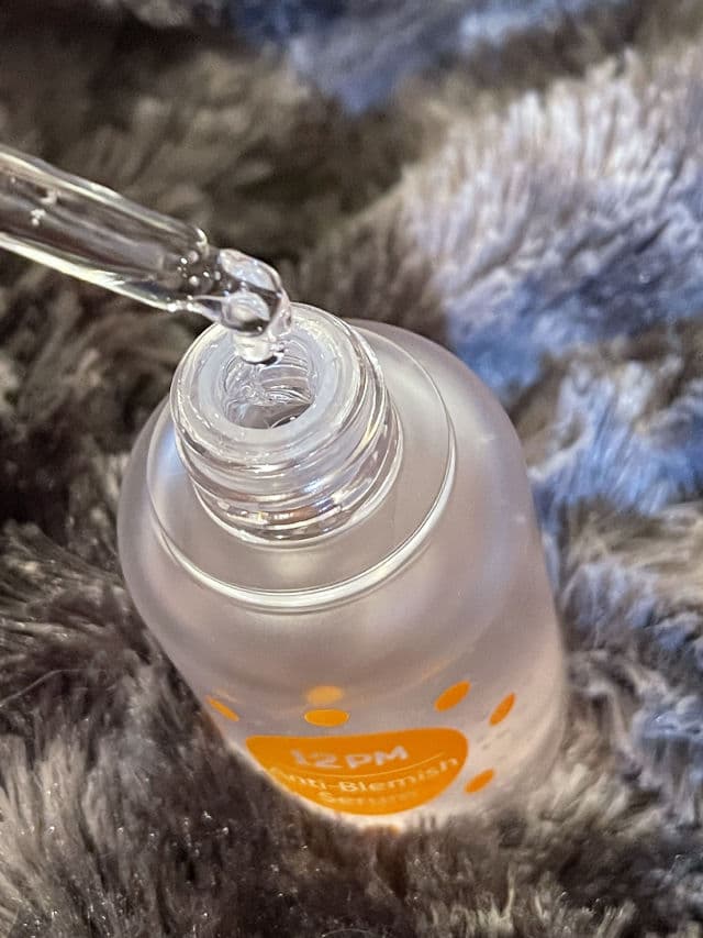 Meta Foret 12PM Anti-Blemish Serum review photo by Mannika