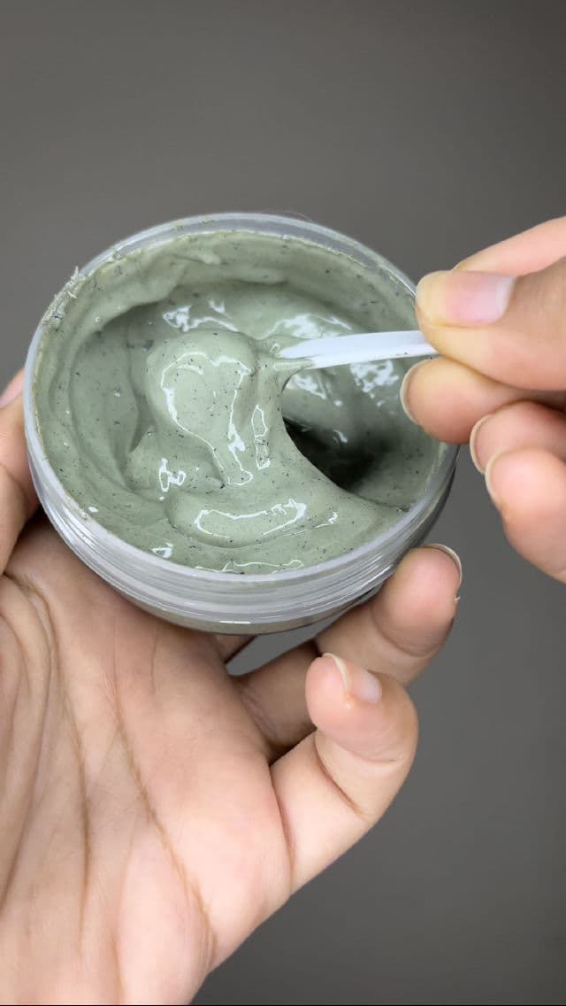 whitelab Mugwort Pore Clarifying Mask review photo by stellaweny