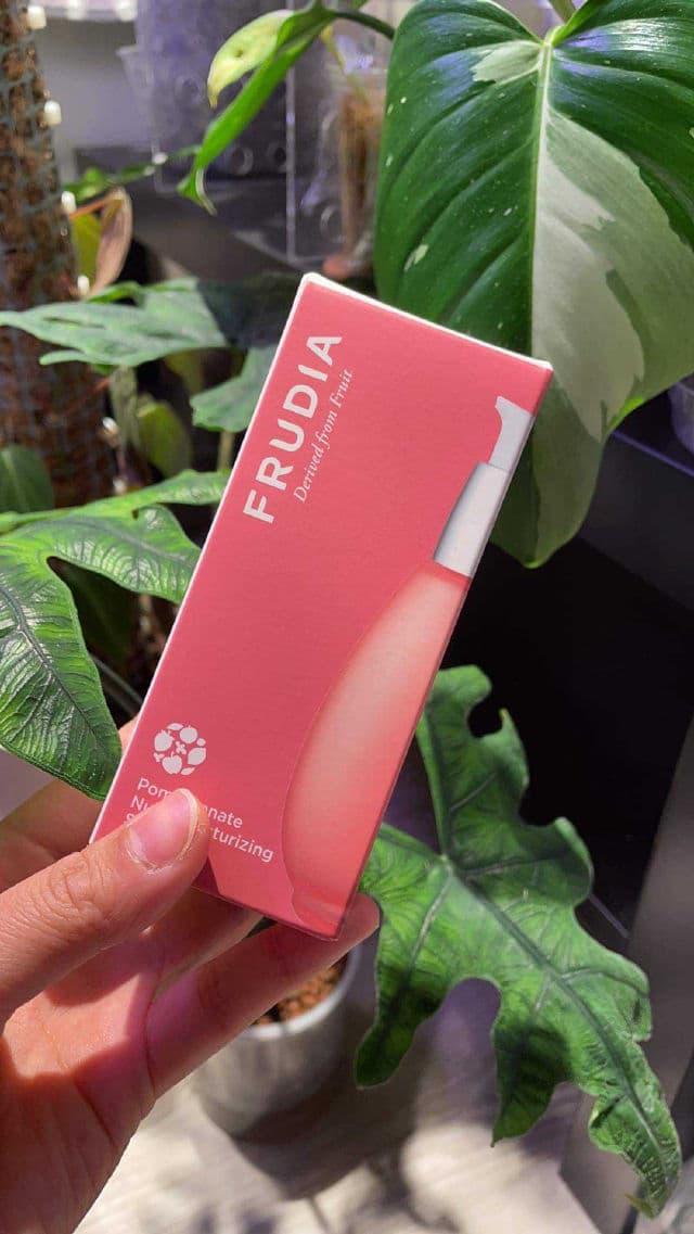 Frudia Pomegranate Nutri-Moisturizing Serum review photo by llexispearll