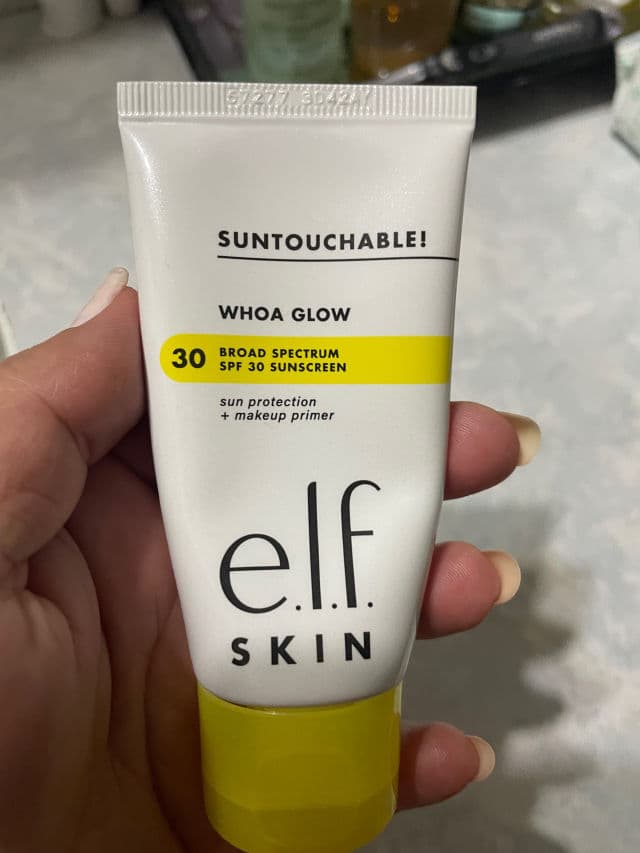 ELF Suntouchable! Whoa Glow SPF 30 & Face Primer review photo by milian