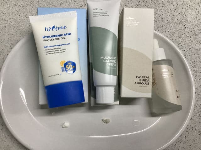 ISNTREE Mugwort Calming Cream review photo by remedyforbeauty