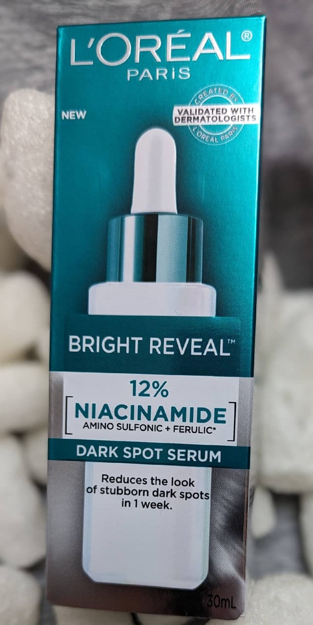 L'Oreal Paris Bright Reveal 12% Niacinamide + Amino Sulfonic + Ferulic Dark Serum review photo by remedyforbeauty