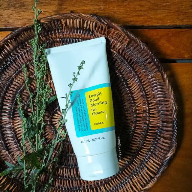 COSRX Low pH Good Morning Gel Cleanser review photo by Biyangkaaa